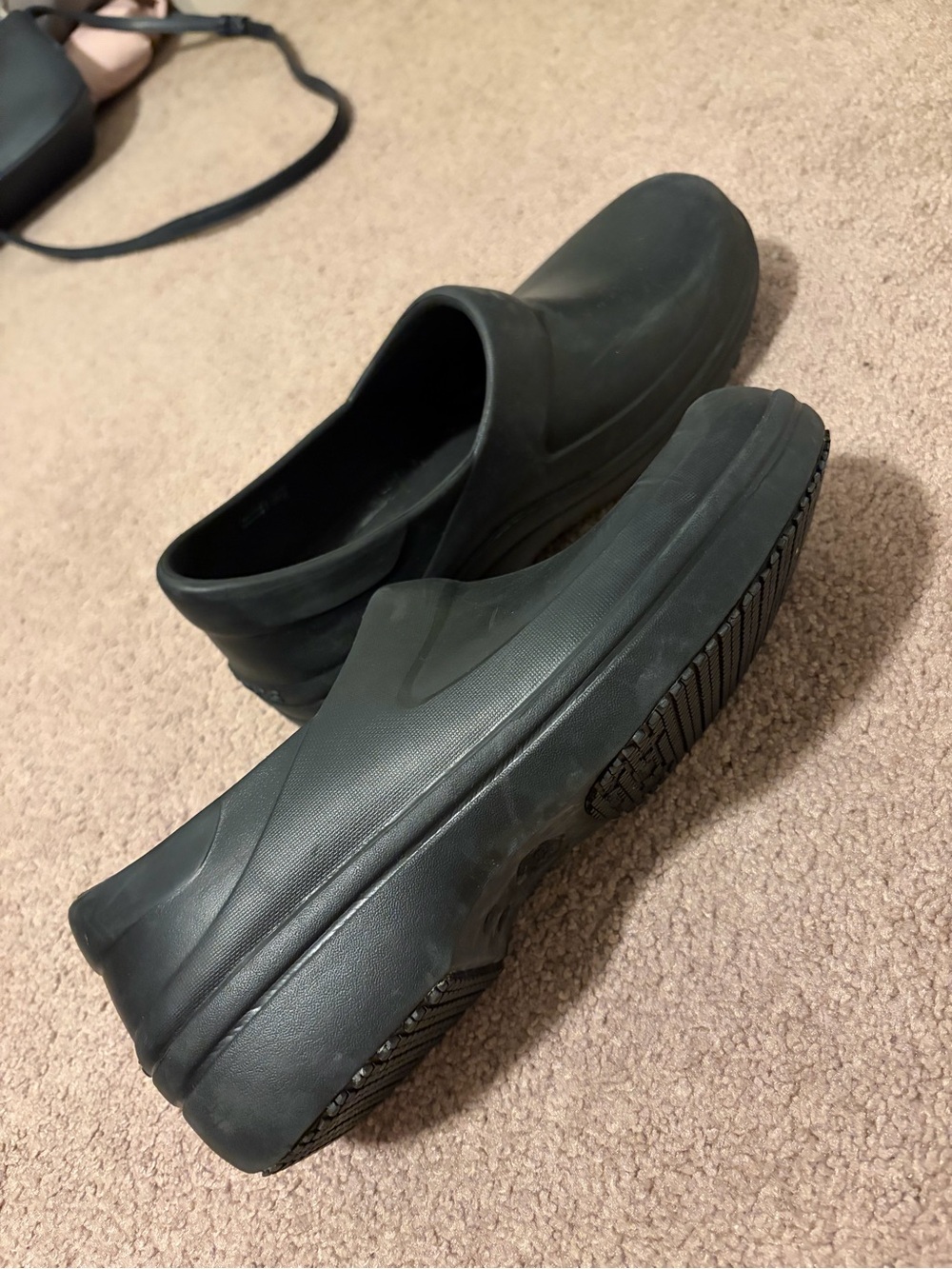 🐢 CROCS - Black Size 11 Women’s Shoes
